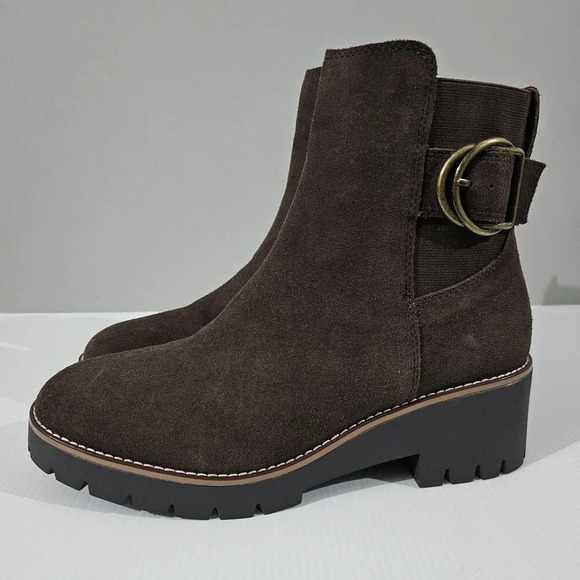 Blondo Shoes - NEW Blondo Dakota Ankle Bootie Size 10 Java Brown Suede Waterproof Moto Lug Sole